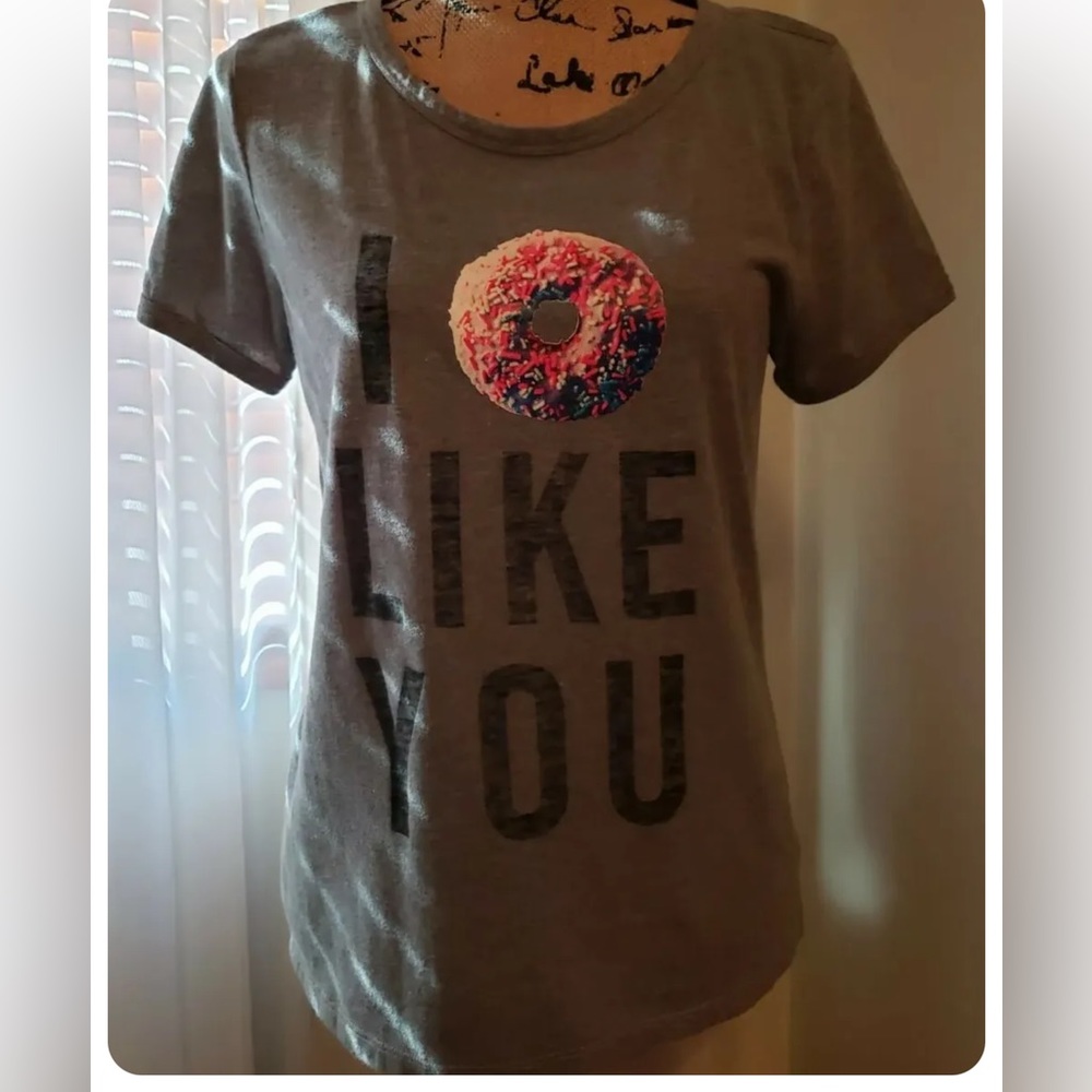 I DONUT I LIKE YOU TEE SHIRT SIZE M WOMENS AMERICAN EAGLE